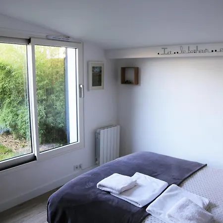 D'hotes Les Petits Oiseaux Bed & Breakfast *