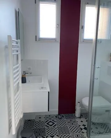 D'hotes Les Petits Oiseaux Bed & Breakfast Nantes